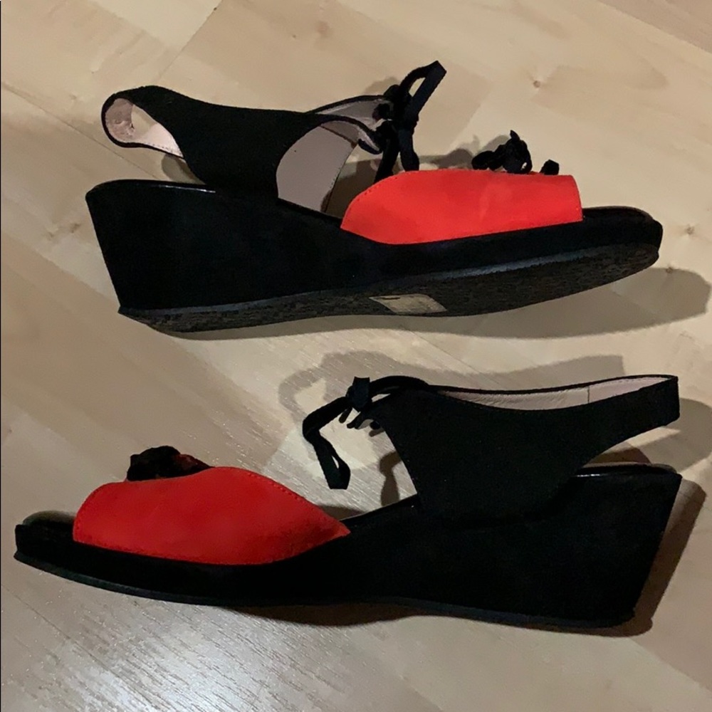 Heals - Picture 3 of 5